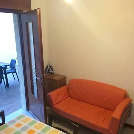 Apartment 2 Giovanni Versolatto *